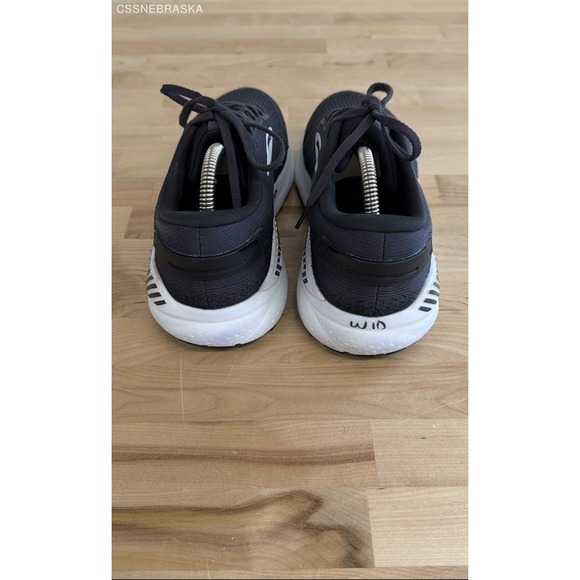 Brooks Black Ariel GTS 24 women's running shoes. - Size 10 - Picture 2 of 8